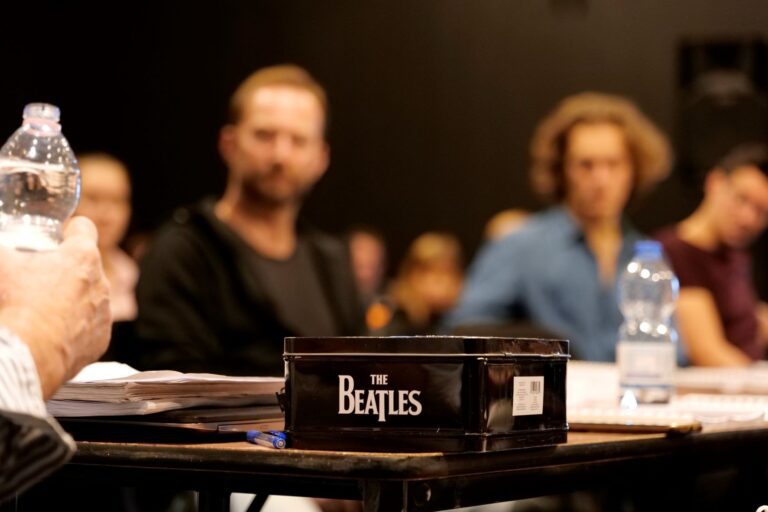 A Beatles.hu olvasópróbája - fotó: Fejér-Erdélyi Teréz
